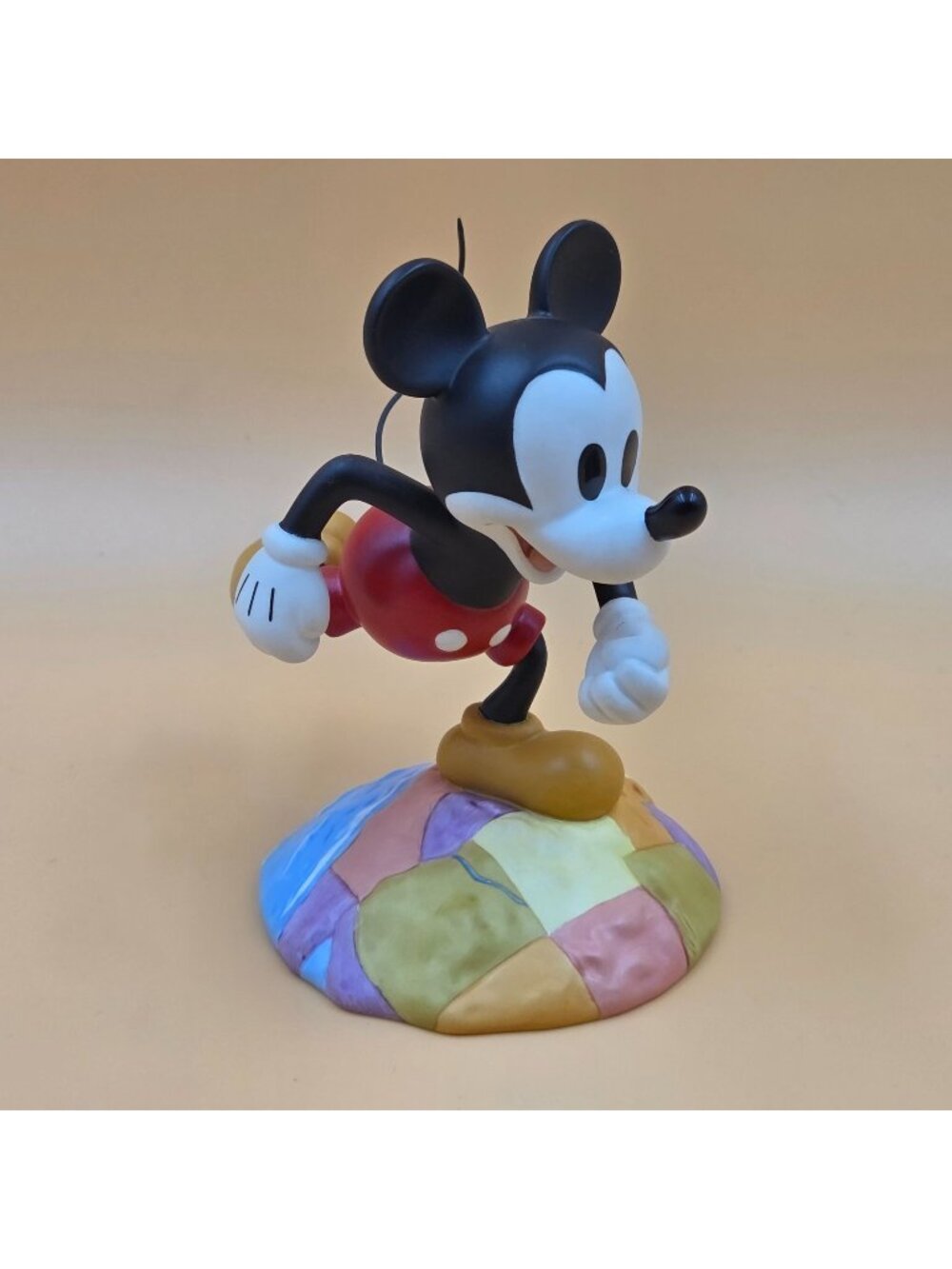 WDCC Millennium Mickey On Top of the World Thru Mirror Figurine Cloisonné Pin - Picture 1 of 13